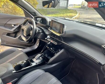 Пежо 2008 2020 у Києві на Automoto.ua Чорний Пежо 2008, об'ємом двигуна 1.5 л та пробігом 56 тис. км за 22500 $, фото 9 на Automoto.ua