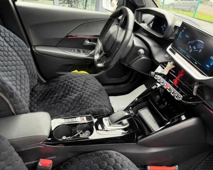 Чорний Пежо 2008, об'ємом двигуна 0 л та пробігом 55 тис. км за 20000 $, фото 4 на Automoto.ua