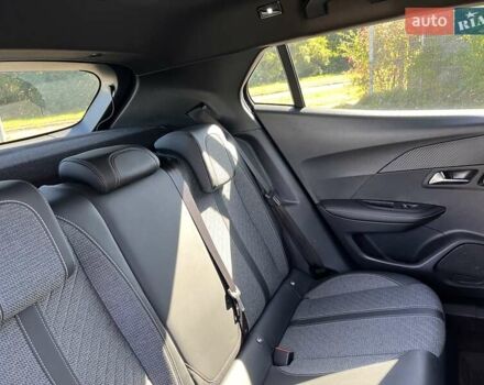 Чорний Пежо 2008, об'ємом двигуна 1.5 л та пробігом 23 тис. км за 26000 $, фото 21 на Automoto.ua