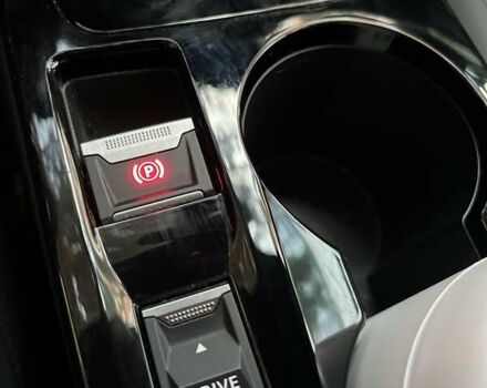 Чорний Пежо 2008, об'ємом двигуна 1.5 л та пробігом 23 тис. км за 26000 $, фото 43 на Automoto.ua