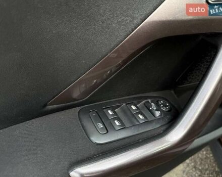 Пежо 2008 2013 у Києві на Automoto.ua Коричневий Пежо 2008, об'ємом двигуна 1.2 л та пробігом 130 тис. км за 8990 $, фото 15 на Automoto.ua