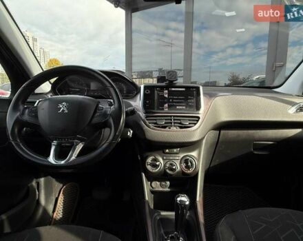 Пежо 2008 2013 у Києві на Automoto.ua Коричневий Пежо 2008, об'ємом двигуна 1.2 л та пробігом 130 тис. км за 8990 $, фото 12 на Automoto.ua