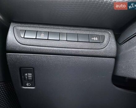 Коричневый Пежо 2008, объемом двигателя 1.2 л и пробегом 108 тыс. км за 9400 $, фото 16 на Automoto.ua