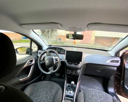 Пежо 2008 2014 в Хмельницком на Automoto.ua Коричневый Пежо 2008, объемом двигателя 1.2 л и пробегом 106 тыс. км за 9000 $, фото 2 на Automoto.ua