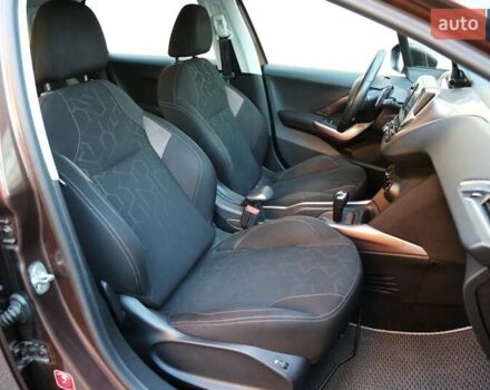 Коричневий Пежо 2008, об'ємом двигуна 1.2 л та пробігом 96 тис. км за 8500 $, фото 9 на Automoto.ua