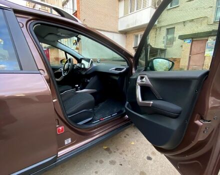 Пежо 2008 2014 в Хмельницком на Automoto.ua Коричневый Пежо 2008, объемом двигателя 1.2 л и пробегом 106 тыс. км за 9000 $, фото 6 на Automoto.ua