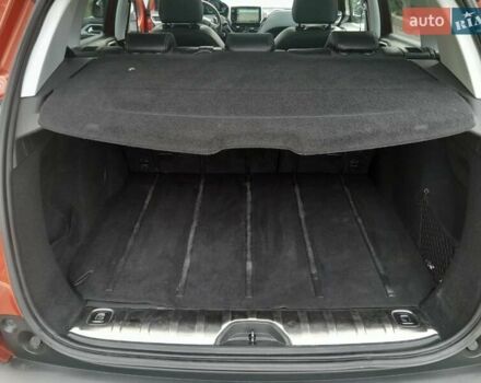 Красный Пежо 2008, объемом двигателя 1.2 л и пробегом 49 тыс. км за 9000 $, фото 13 на Automoto.ua