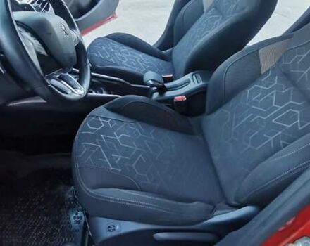 Червоний Пежо 2008, об'ємом двигуна 1.2 л та пробігом 89 тис. км за 11500 $, фото 20 на Automoto.ua