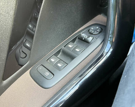 Красный Пежо 2008, объемом двигателя 1.2 л и пробегом 71 тыс. км за 9900 $, фото 36 на Automoto.ua