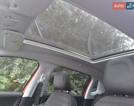 Красный Пежо 2008, объемом двигателя 1.2 л и пробегом 49 тыс. км за 9000 $, фото 18 на Automoto.ua