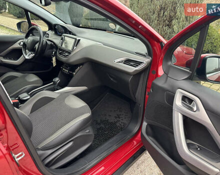 Красный Пежо 2008, объемом двигателя 1.2 л и пробегом 67 тыс. км за 11899 $, фото 31 на Automoto.ua