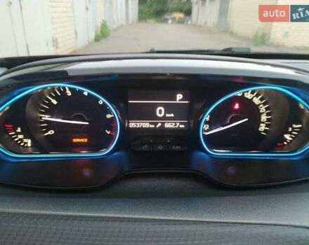 Червоний Пежо 2008, об'ємом двигуна 1.2 л та пробігом 71 тис. км за 11800 $, фото 29 на Automoto.ua