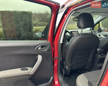 Красный Пежо 2008, объемом двигателя 1.2 л и пробегом 67 тыс. км за 11899 $, фото 25 на Automoto.ua