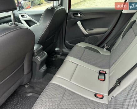 Красный Пежо 2008, объемом двигателя 1.2 л и пробегом 67 тыс. км за 11899 $, фото 27 на Automoto.ua