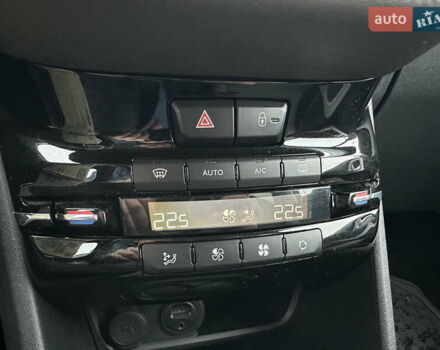 Красный Пежо 2008, объемом двигателя 1.2 л и пробегом 67 тыс. км за 11899 $, фото 24 на Automoto.ua