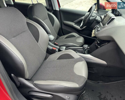 Красный Пежо 2008, объемом двигателя 1.2 л и пробегом 67 тыс. км за 11899 $, фото 33 на Automoto.ua