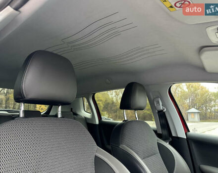 Красный Пежо 2008, объемом двигателя 1.2 л и пробегом 67 тыс. км за 11899 $, фото 35 на Automoto.ua