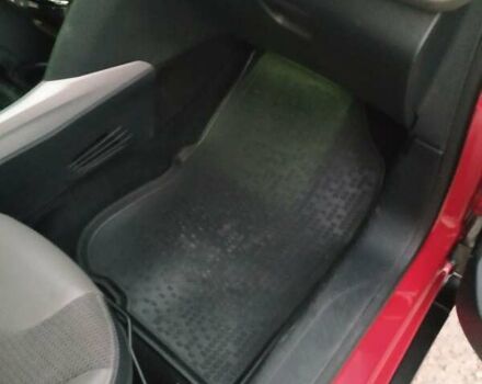 Червоний Пежо 2008, об'ємом двигуна 1.2 л та пробігом 71 тис. км за 11800 $, фото 13 на Automoto.ua