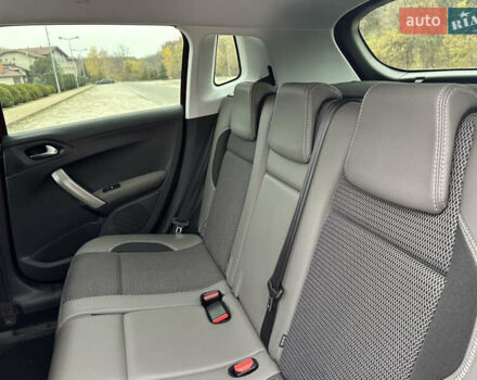 Красный Пежо 2008, объемом двигателя 1.2 л и пробегом 67 тыс. км за 11899 $, фото 26 на Automoto.ua