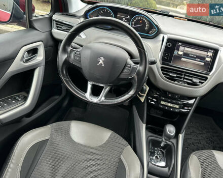 Красный Пежо 2008, объемом двигателя 1.2 л и пробегом 67 тыс. км за 11899 $, фото 19 на Automoto.ua