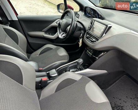 Красный Пежо 2008, объемом двигателя 1.2 л и пробегом 67 тыс. км за 11899 $, фото 32 на Automoto.ua