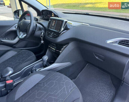 Червоний Пежо 2008, об'ємом двигуна 1.2 л та пробігом 54 тис. км за 11500 $, фото 19 на Automoto.ua