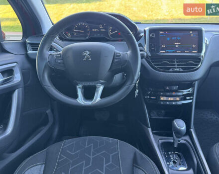 Червоний Пежо 2008, об'ємом двигуна 1.2 л та пробігом 54 тис. км за 11500 $, фото 23 на Automoto.ua