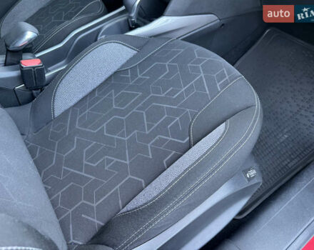 Червоний Пежо 2008, об'ємом двигуна 1.2 л та пробігом 54 тис. км за 11500 $, фото 18 на Automoto.ua