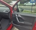 Красный Пежо 2008, объемом двигателя 1.2 л и пробегом 92 тыс. км за 11900 $, фото 8 на Automoto.ua