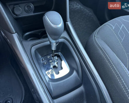 Червоний Пежо 2008, об'ємом двигуна 1.2 л та пробігом 54 тис. км за 11500 $, фото 32 на Automoto.ua