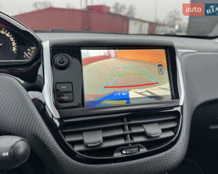 Красный Пежо 2008, объемом двигателя 1.2 л и пробегом 38 тыс. км за 13500 $, фото 33 на Automoto.ua