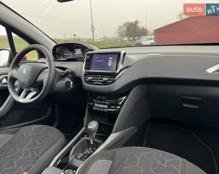 Красный Пежо 2008, объемом двигателя 1.2 л и пробегом 38 тыс. км за 13500 $, фото 17 на Automoto.ua