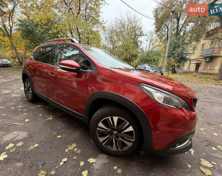 Пежо 2008 2019 в Чернигове на Automoto.ua Красный Пежо 2008, объемом двигателя 1.2 л и пробегом 116 тыс. км за 12800 $, фото 1 на Automoto.ua