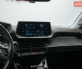 Пежо 2008 2020 в Киеве на Automoto.ua Красный Пежо 2008, объемом двигателя 1.2 л и пробегом 55 тыс. км за 18769 $, фото 5 на Automoto.ua