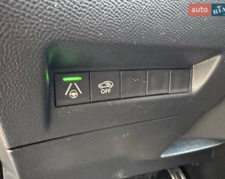 Красный Пежо 2008, объемом двигателя 1.5 л и пробегом 23 тыс. км за 26500 $, фото 29 на Automoto.ua