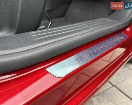 Червоний Пежо 2008, об'ємом двигуна 1.5 л та пробігом 23 тис. км за 26999 $, фото 17 на Automoto.ua