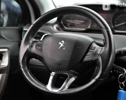 Пежо 2008, объемом двигателя 1.2 л и пробегом 134 тыс. км за 10900 $, фото 13 на Automoto.ua