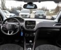 Пежо 2008, объемом двигателя 1.2 л и пробегом 134 тыс. км за 10900 $, фото 12 на Automoto.ua