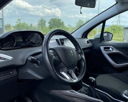 Пежо 2008, объемом двигателя 1.6 л и пробегом 98 тыс. км за 8599 $, фото 10 на Automoto.ua