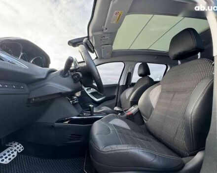 Пежо 2008, объемом двигателя 1.6 л и пробегом 137 тыс. км за 11500 $, фото 17 на Automoto.ua