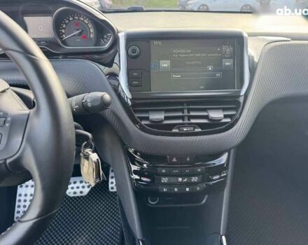 Пежо 2008, объемом двигателя 1.6 л и пробегом 137 тыс. км за 11500 $, фото 13 на Automoto.ua
