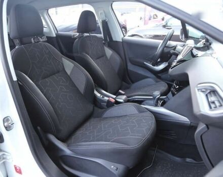 Пежо 2008, объемом двигателя 1.2 л и пробегом 99 тыс. км за 12900 $, фото 15 на Automoto.ua