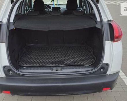 Пежо 2008, объемом двигателя 1.2 л и пробегом 96 тыс. км за 12500 $, фото 7 на Automoto.ua