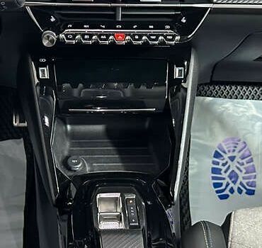 Пежо 2008, объемом двигателя 0 л и пробегом 73 тыс. км за 17450 $, фото 16 на Automoto.ua