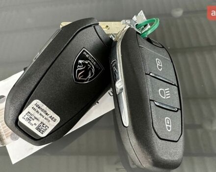 Пежо 2008, об'ємом двигуна 1.2 л та пробігом 0 тис. км за 29014 $, фото 14 на Automoto.ua