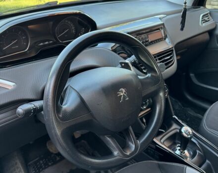 Пежо 2008 2013 в Косове на Automoto.ua Серый Пежо 2008, объемом двигателя 1.2 л и пробегом 130 тыс. км за 8300 $, фото 8 на Automoto.ua