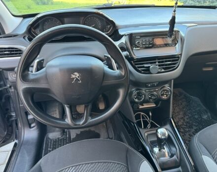 Пежо 2008 2013 в Косове на Automoto.ua Серый Пежо 2008, объемом двигателя 1.2 л и пробегом 130 тыс. км за 8300 $, фото 12 на Automoto.ua
