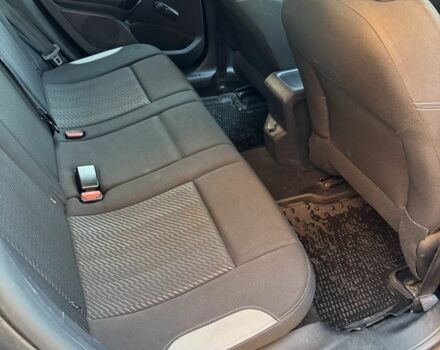 Пежо 2008 2013 в Косове на Automoto.ua Серый Пежо 2008, объемом двигателя 1.2 л и пробегом 130 тыс. км за 8300 $, фото 9 на Automoto.ua