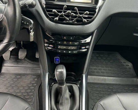 Серый Пежо 2008, объемом двигателя 1.6 л и пробегом 168 тыс. км за 10300 $, фото 39 на Automoto.ua