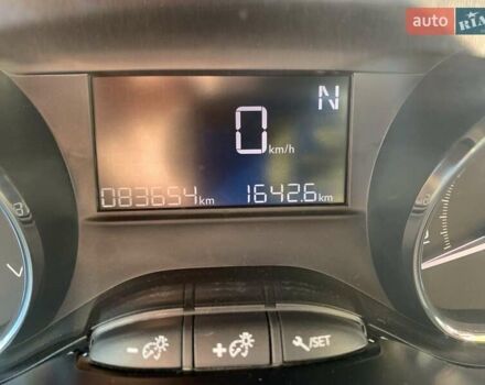 Серый Пежо 2008, объемом двигателя 1.2 л и пробегом 83 тыс. км за 10500 $, фото 25 на Automoto.ua